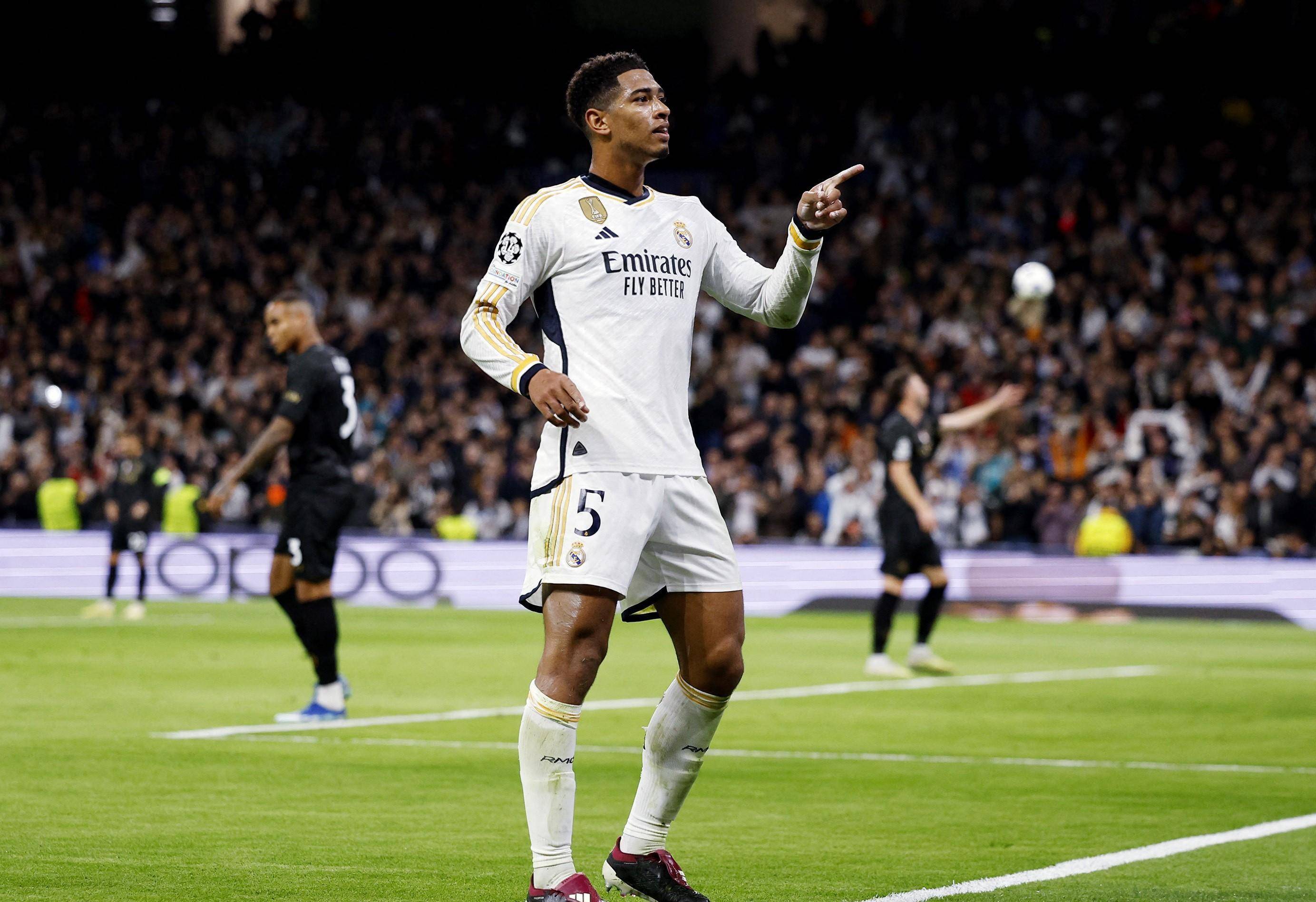 集结日足总杯传出新动向；里昂豪取连胜；管理层表态：悬念犹存；球队文化再被提及的简单介绍