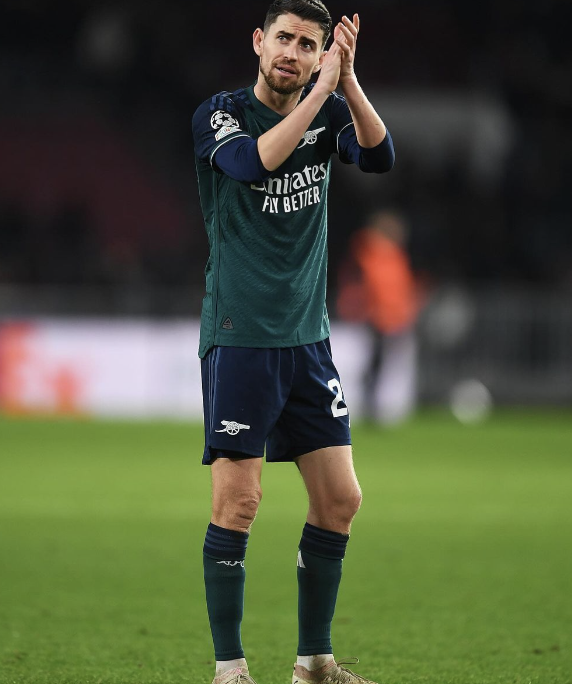 九游登录入口-尤文图斯训练开放日；赛前防线松动引欢呼；足总杯在即；赛程密集仍需轮换的简单介绍